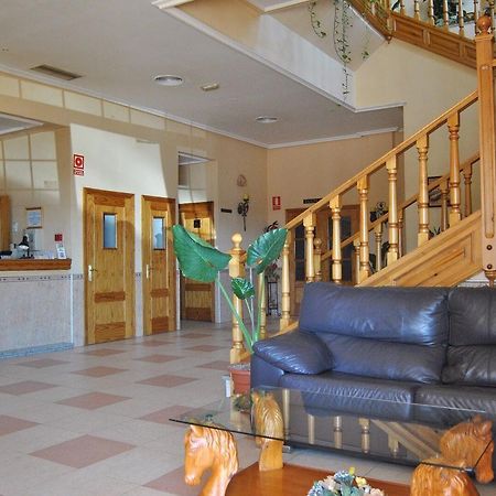 Hotel Las Dehesas Navalvillar de Pela Екстериор снимка