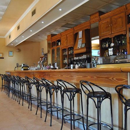 Hotel Las Dehesas Navalvillar de Pela Екстериор снимка