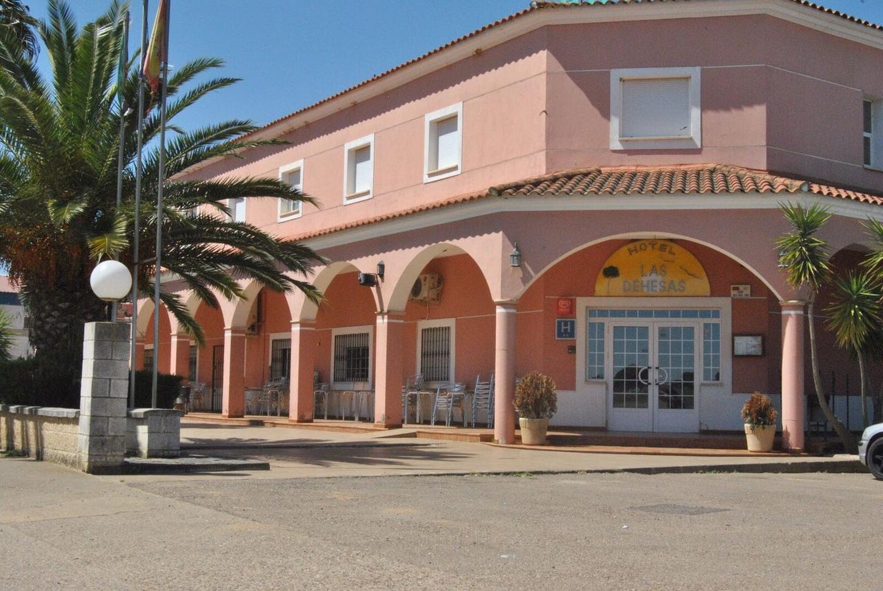 Hotel Las Dehesas Navalvillar de Pela Екстериор снимка